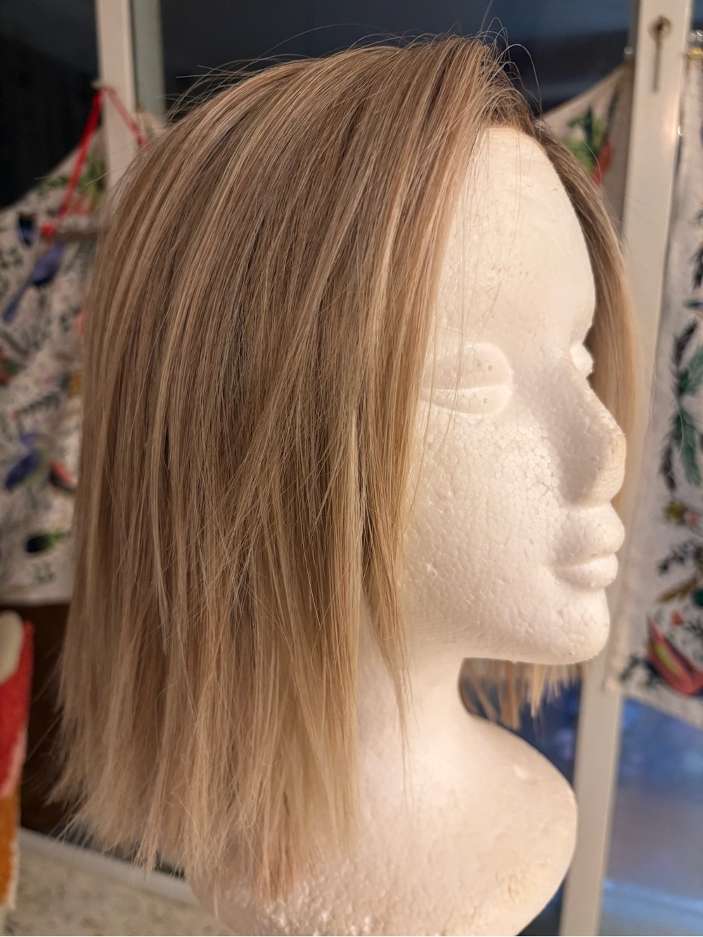 ELLEN WILLE FLOW Candy Blonde Rooted. Heat Friendly! Left mono part area. Great!